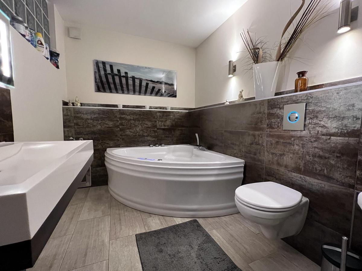Mit Garten, Kamin U. Whirlpool Appartamento